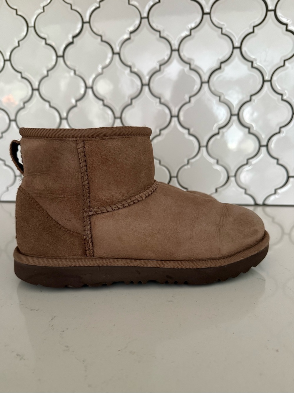 UGG Classic Mini - Picture 2 of 5